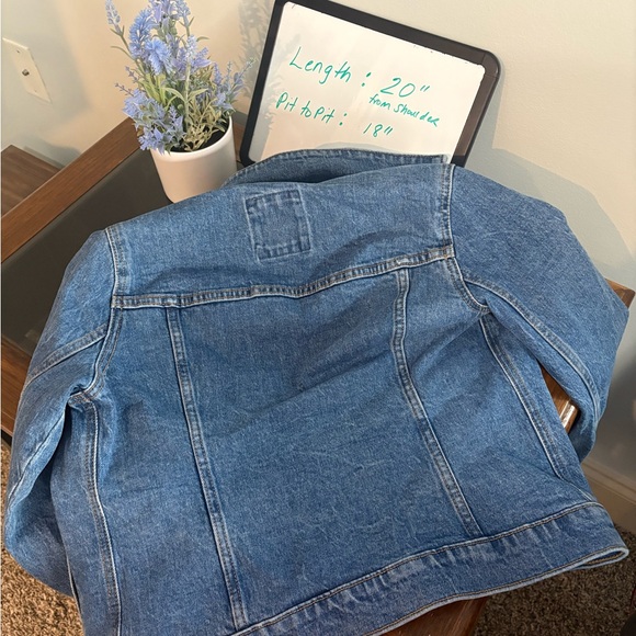 Abercrombie & Fitch Classic Blue Denim Jacket - Picture 3 of 5